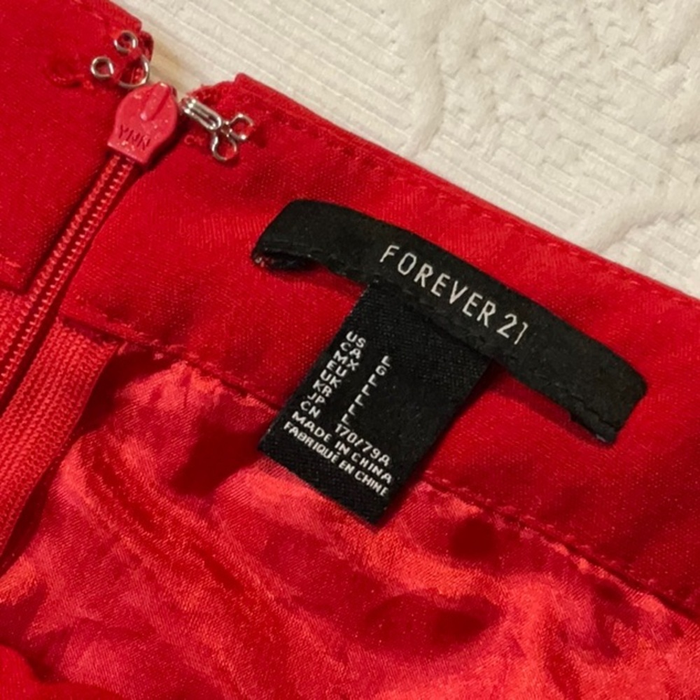 Forever 21 Red Wrap-Front Skort Shorts. Large. Dressy Casual. Pockets - Picture 3 of 7